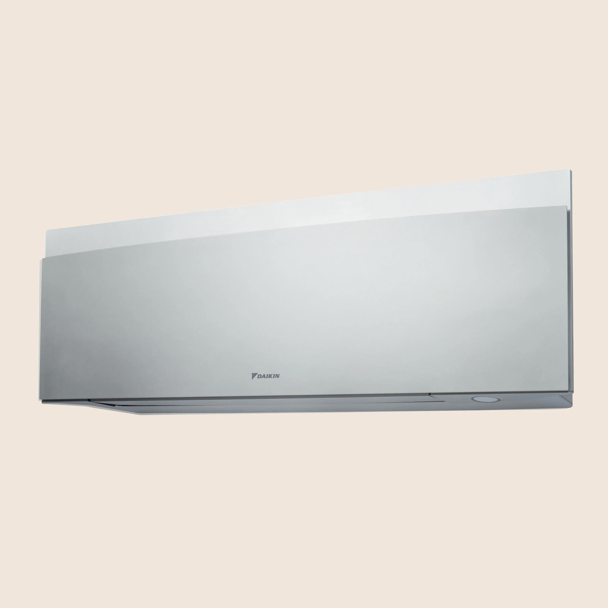 Daikin Emura